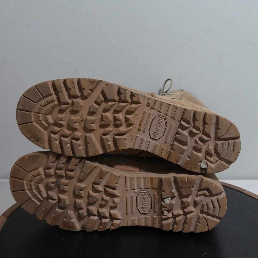 Bates DuraShocks Combat Boots Men 5.5 Tan Suede Leather Vibram Sole Military